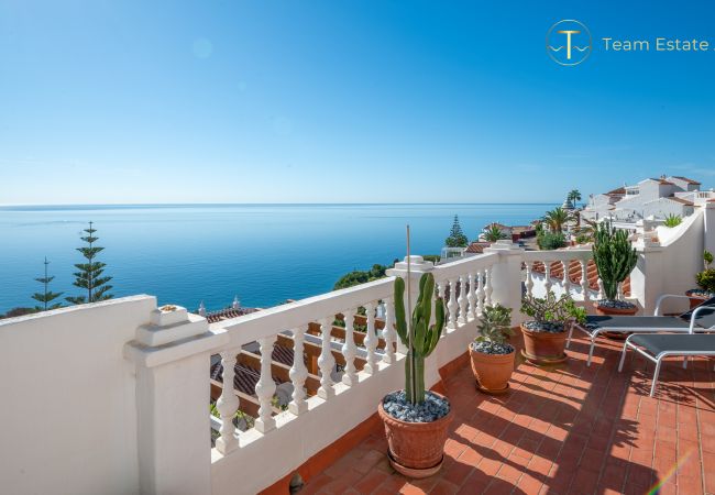  in Nerja - Wunderschöne Wohnung mit Meerblick und großer Terrasse 