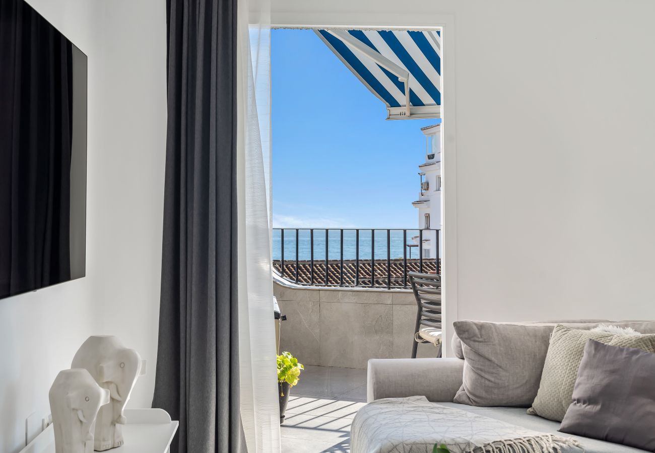 Ferienwohnung in Almuñecar - Luxuriöser Penthouse mit Dachterrasse – 2 Min zum Strand