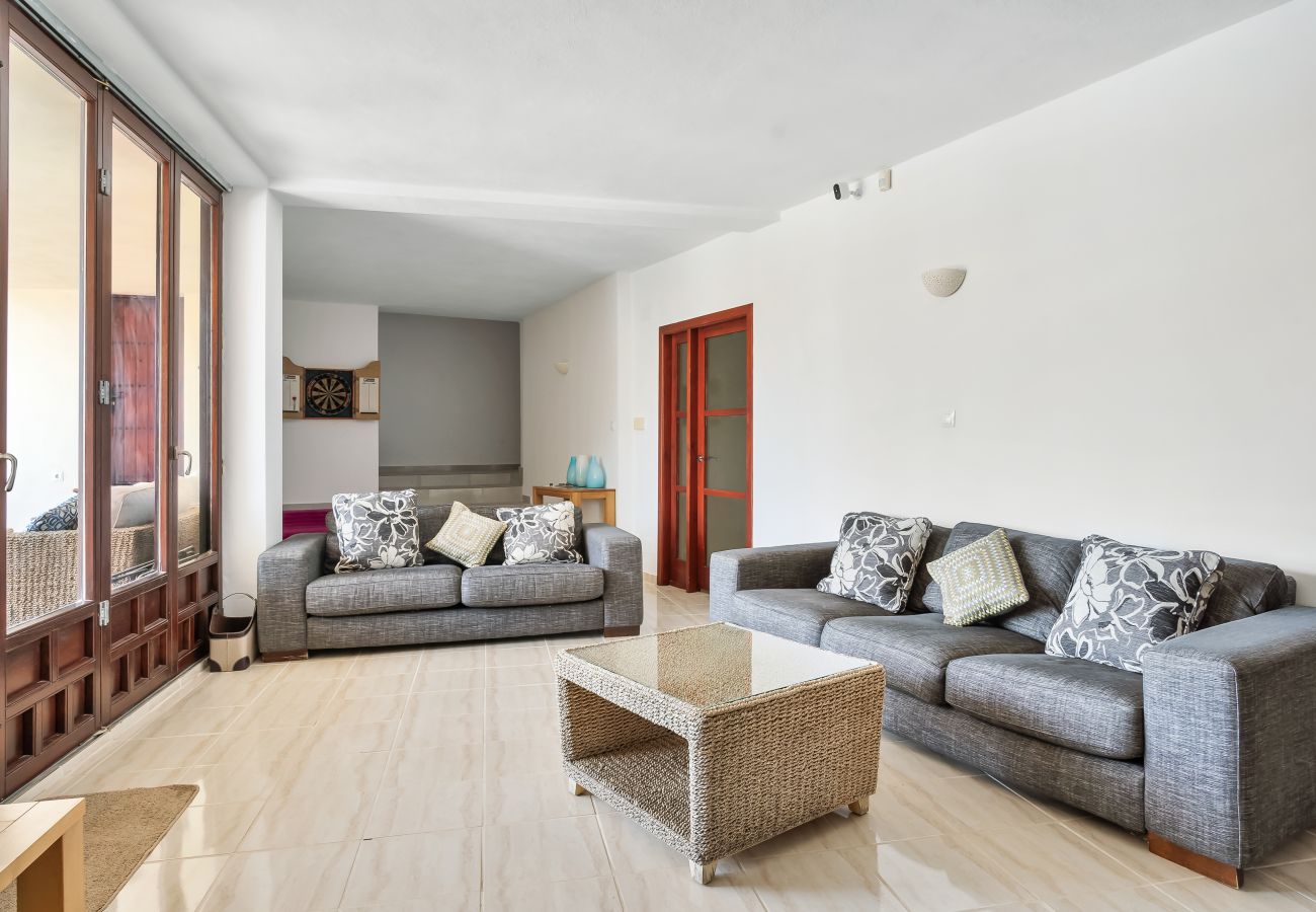 Villa in La Herradura - Exklusive Villa – Beheizter Pool, 15 Gäste, Strandnah