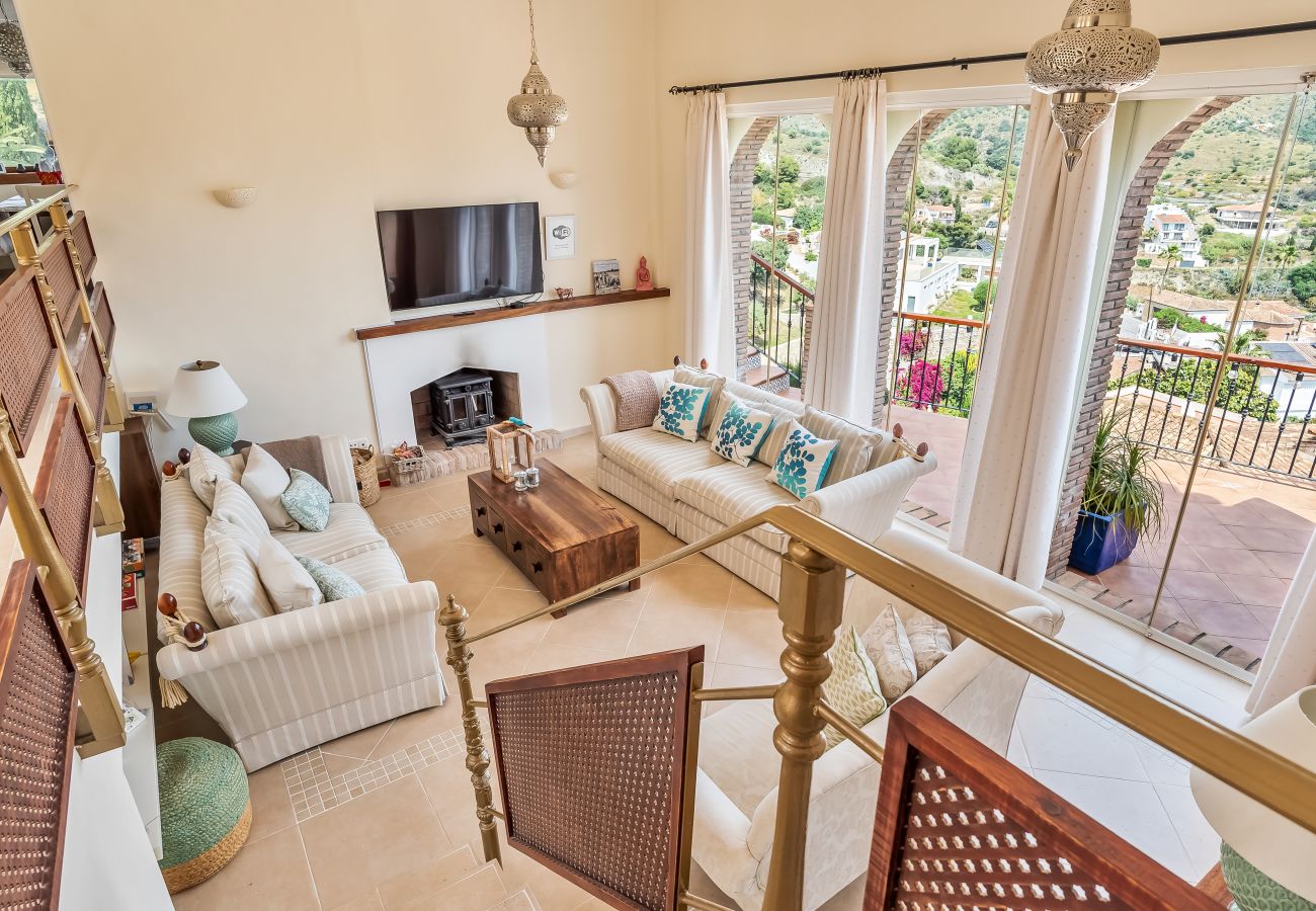Villa in La Herradura - Exklusive Villa – Beheizter Pool, 15 Gäste, Strandnah