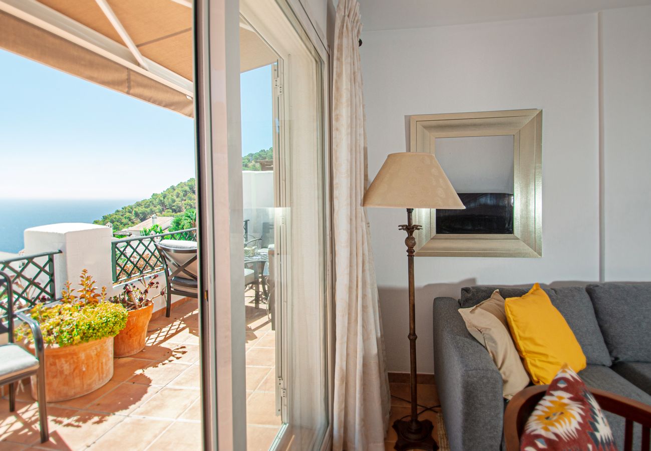 Doppelhaushälfte in La Herradura - Traumaussicht • Terrasse • Pool & Parkplatz