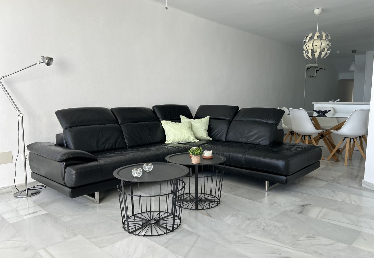 Ferienwohnung in Nerja - Zentrale Nerja-Wohnung – Unschlagbare Lage!