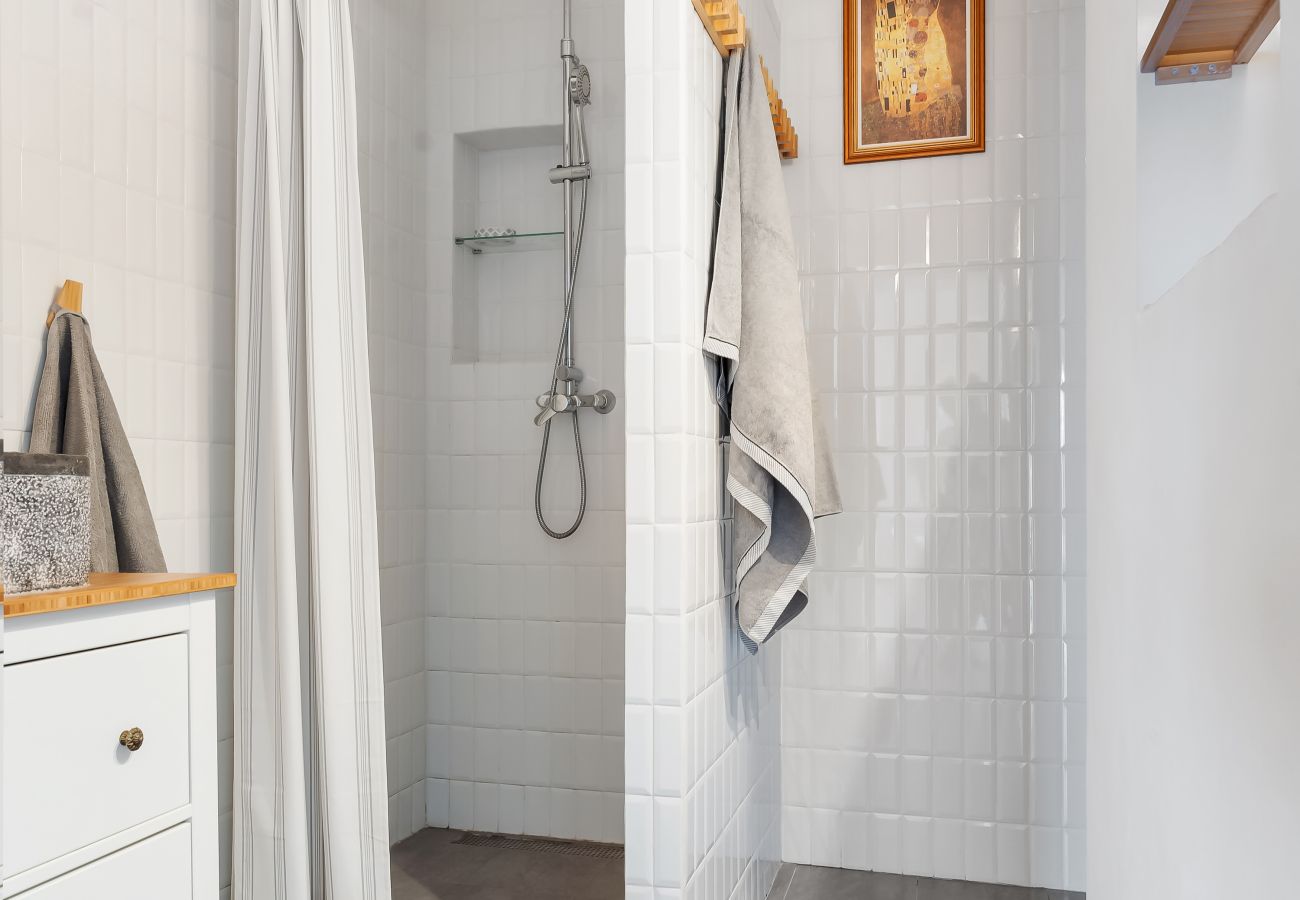 Ferienwohnung in Almuñecar - Moderne Wohnung – Große Terrasse & Magische Aussicht