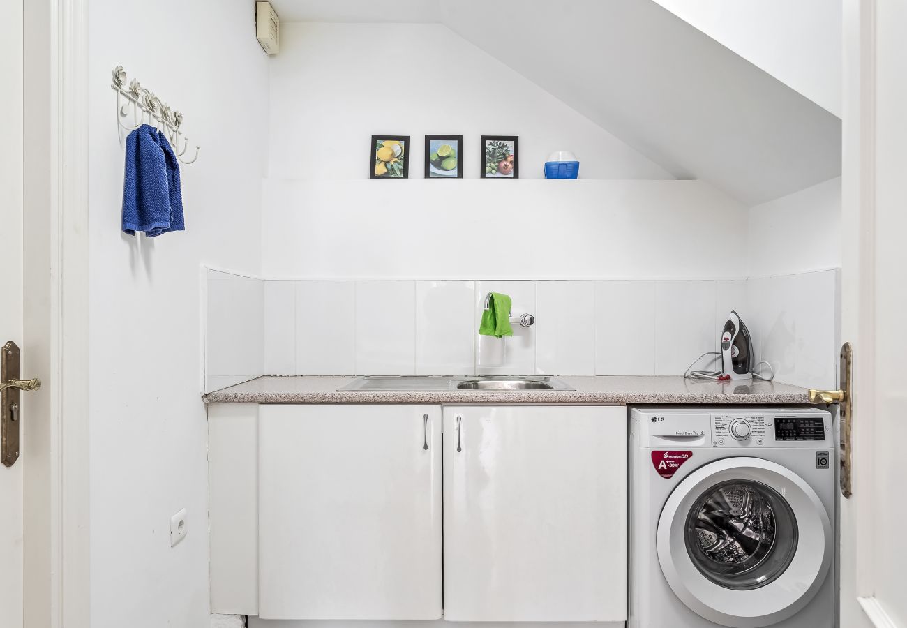 Doppelhaushälfte in Nerja - Moderner Luxus – Townhouse mit privatem Pool und Meerblick
