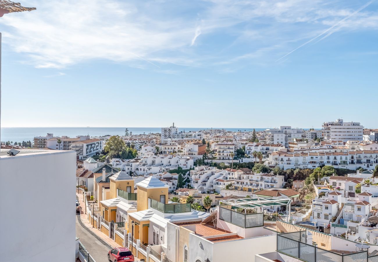 Ferienwohnung in Nerja - Meerblick, drei Terrassen – nahe Burriana Beach