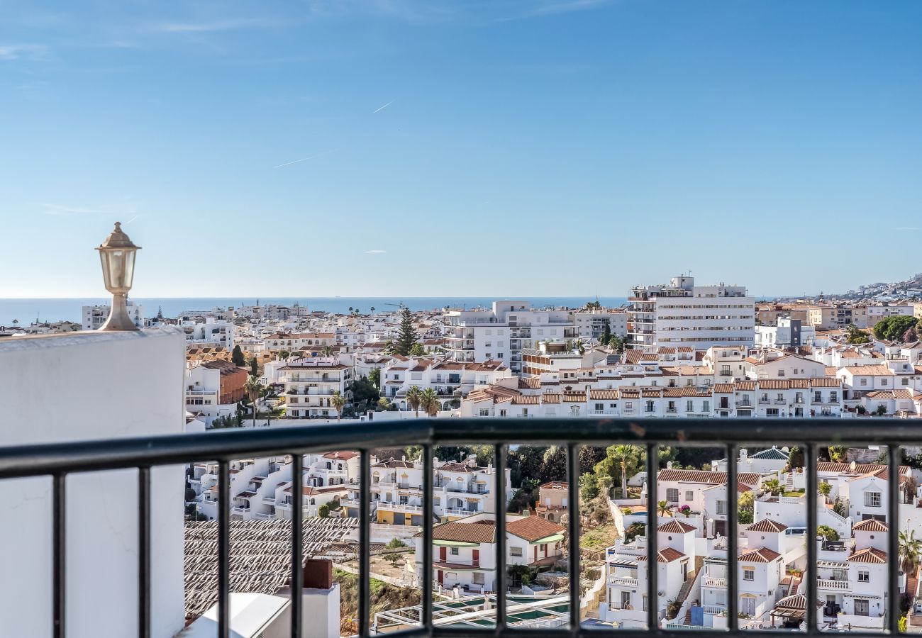 Ferienwohnung in Nerja - Meerblick, drei Terrassen – nahe Burriana Beach