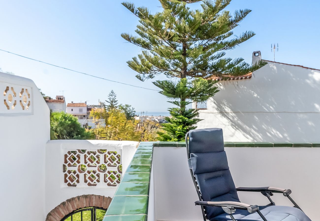 Doppelhaushälfte in Nerja - Sonniges Stadthaus mit Terrasse in Nerja