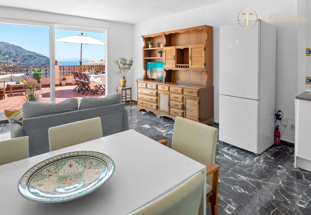 Apartamento en Almuñecar - Terraza y vista al mar, a 2 min de la playa
