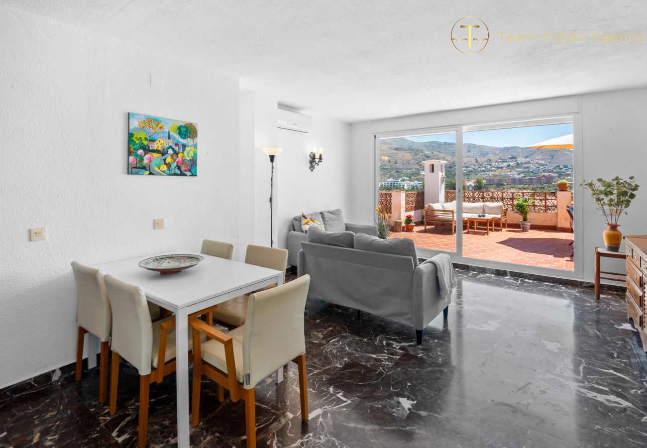 Apartamento en Almuñecar - Terraza y vista al mar, a 2 min de la playa