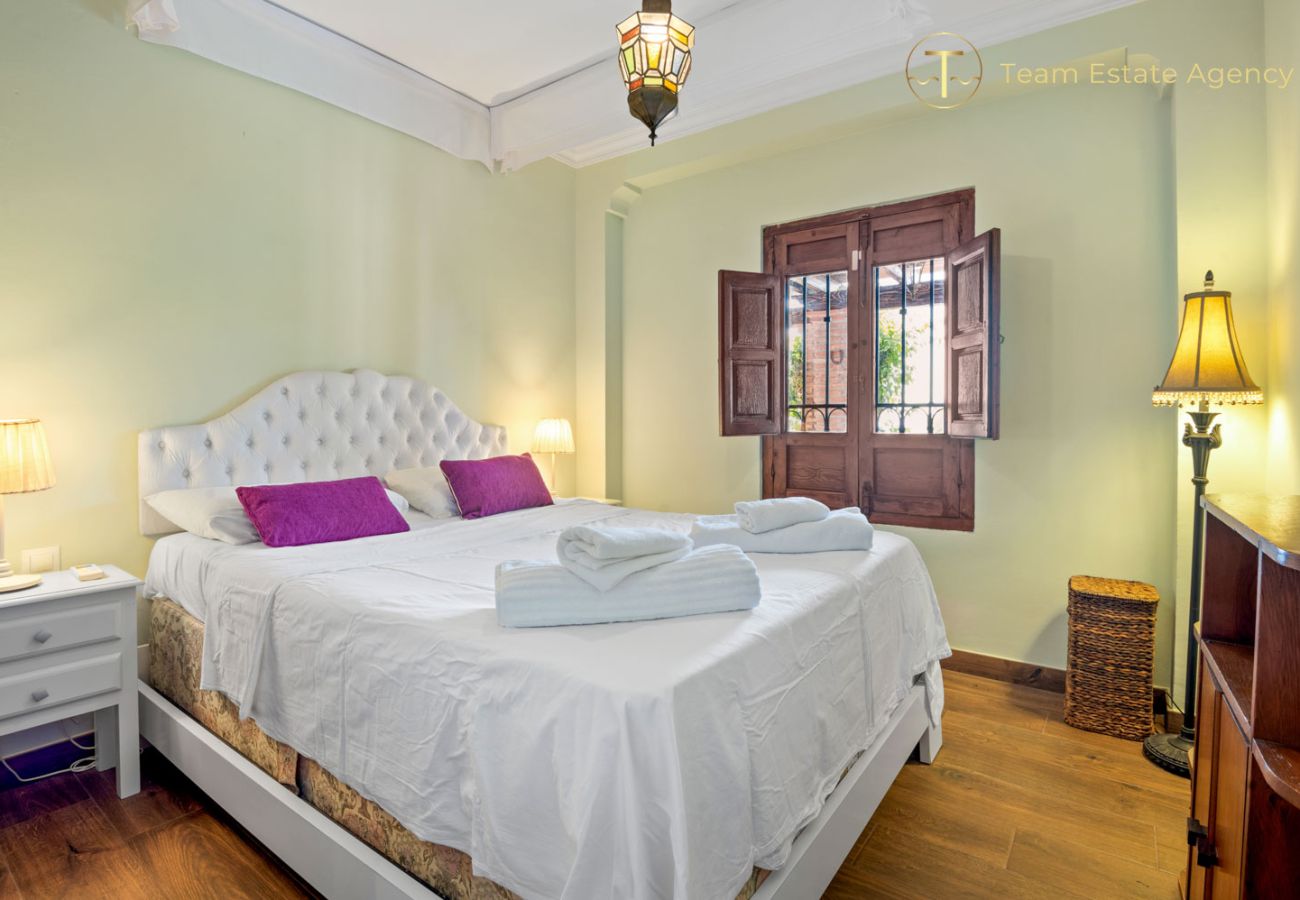 Villa en La Herradura - Villa de lujo con vista al mar, piscina privada climatizada (opcional)