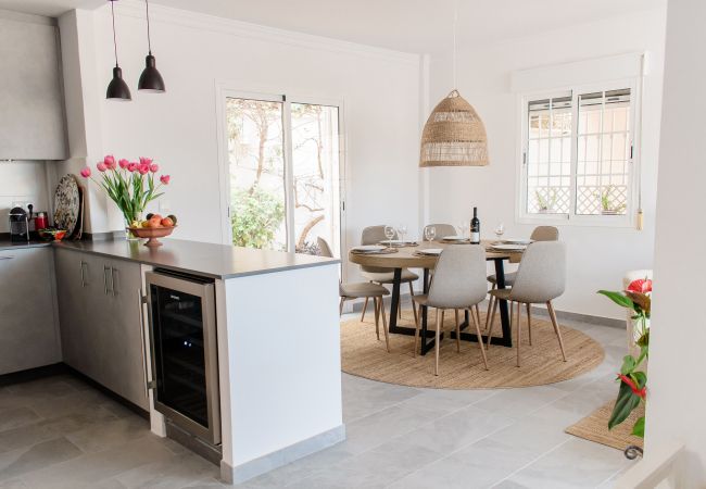 Villa en Nerja - Villa, 3 Terrazas, a 5 Minutos, Playa de Burriana Villa en Nerja - Villa, 3 Terrazas, a 5 Minutos, Playa de Burriana