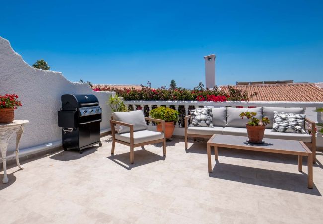 Casa adosada en Nerja - Adosado con terrazas, jardín y piscina comunitaria Casa adosada en Nerja - Adosado con terrazas, jardín y piscina comunitaria
