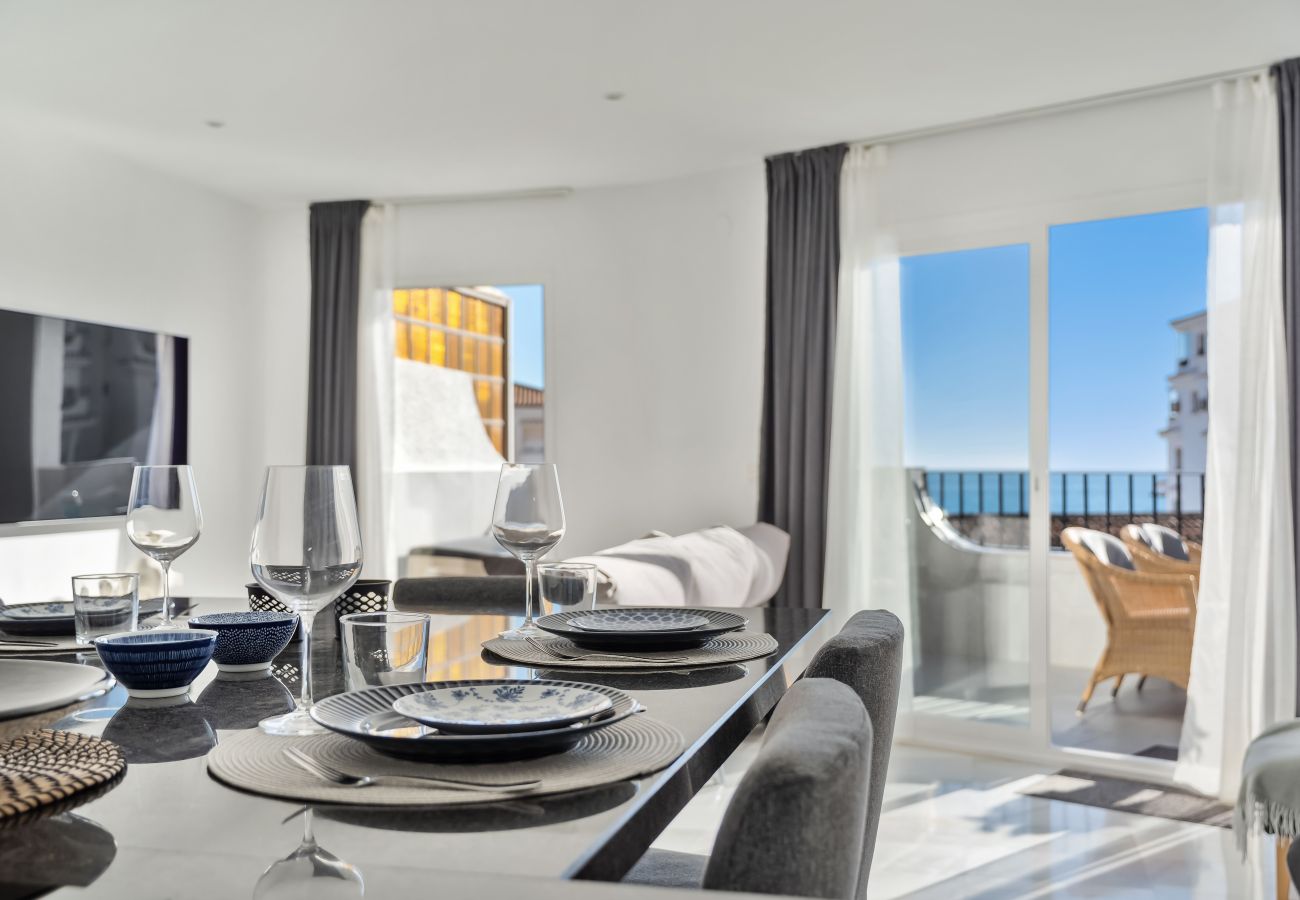 Apartamento en Almuñecar - Ático de lujo con terraza en la azotea – A 2 min de la playa