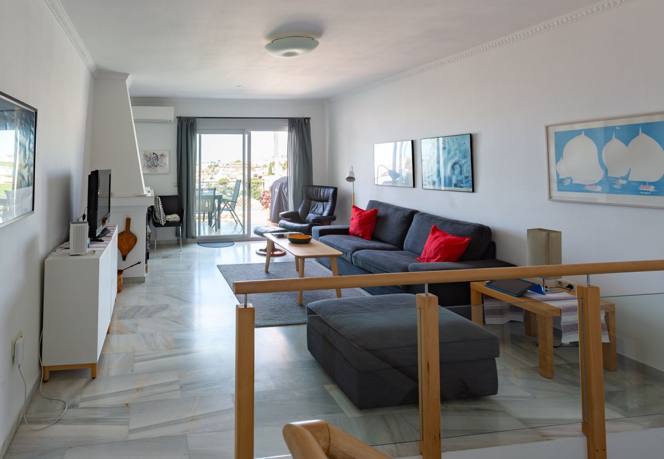 Casa adosada en Nerja - Terraza Soleada Cerca de la Playa Burriana