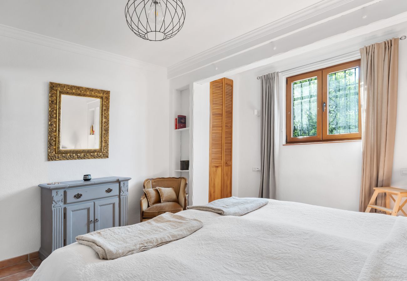 Villa en Almuñecar - Refugio elegante con impresionantes vistas al mar