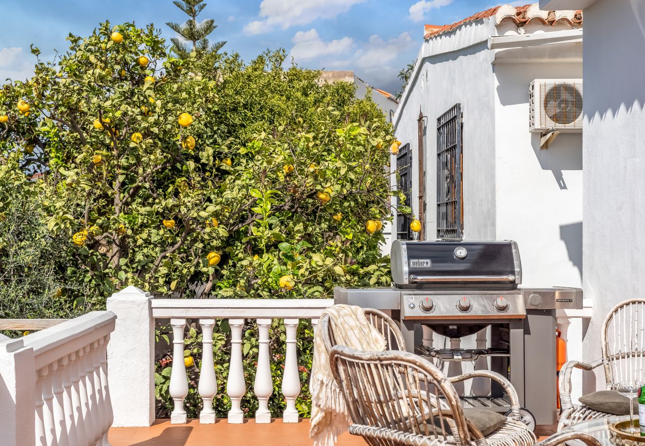 Villa en Almuñecar - Refugio elegante con impresionantes vistas al mar
