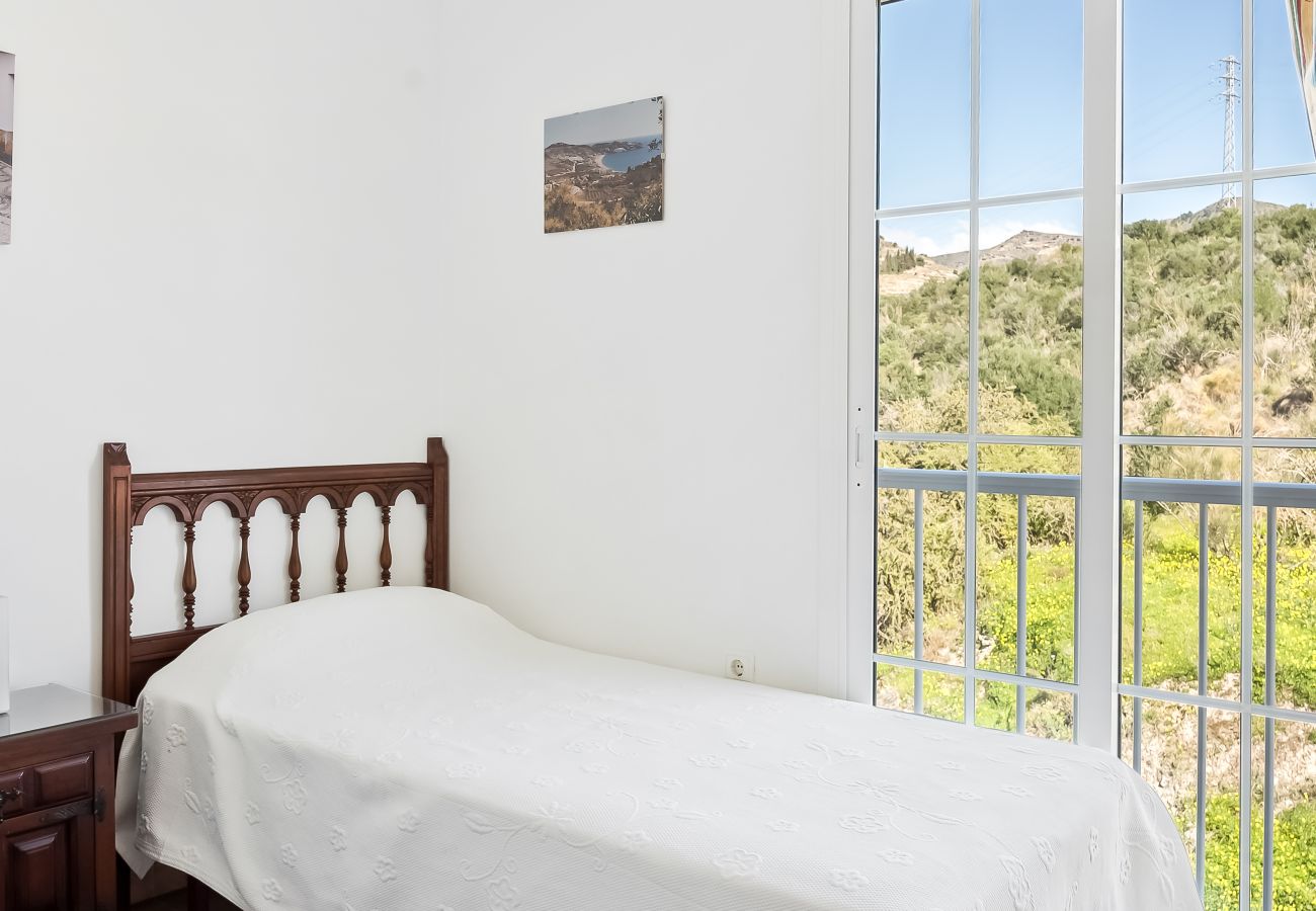 Apartamento en La Herradura - Gran terraza y vistas al mar, cerca de la playa