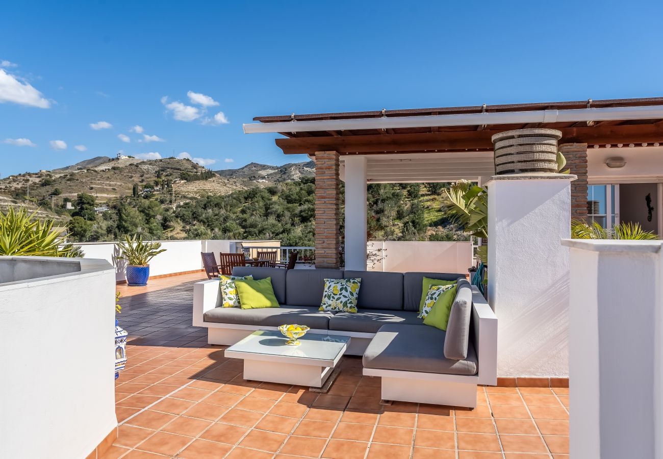 Apartamento en La Herradura - Gran terraza y vistas al mar, cerca de la playa