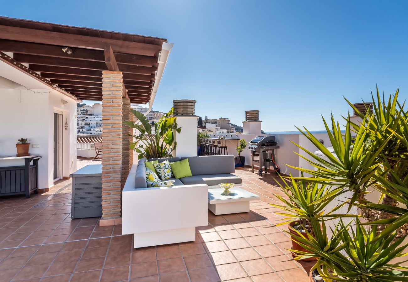 Apartamento en La Herradura - Gran terraza y vistas al mar, cerca de la playa