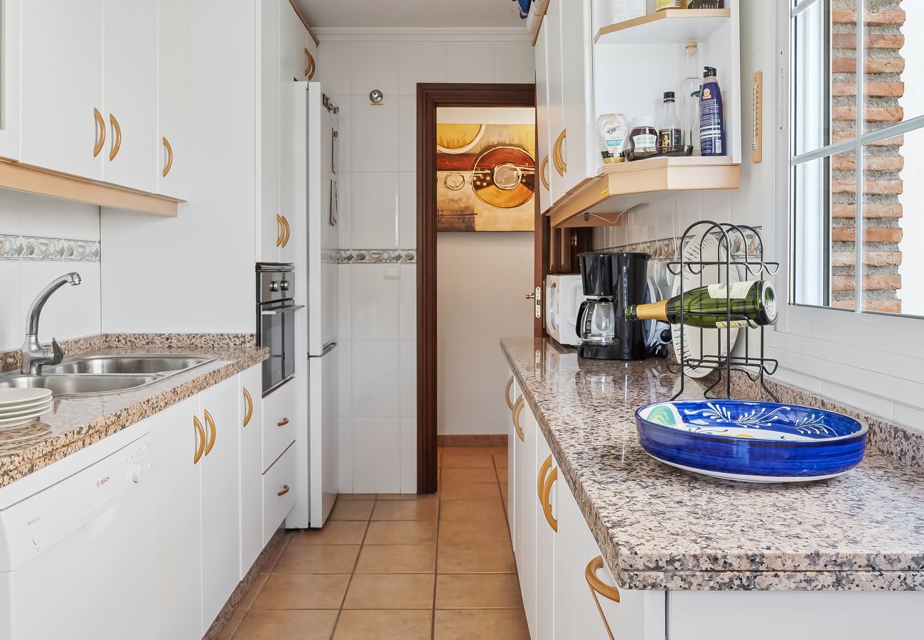 Apartamento en La Herradura - Gran terraza y vistas al mar, cerca de la playa