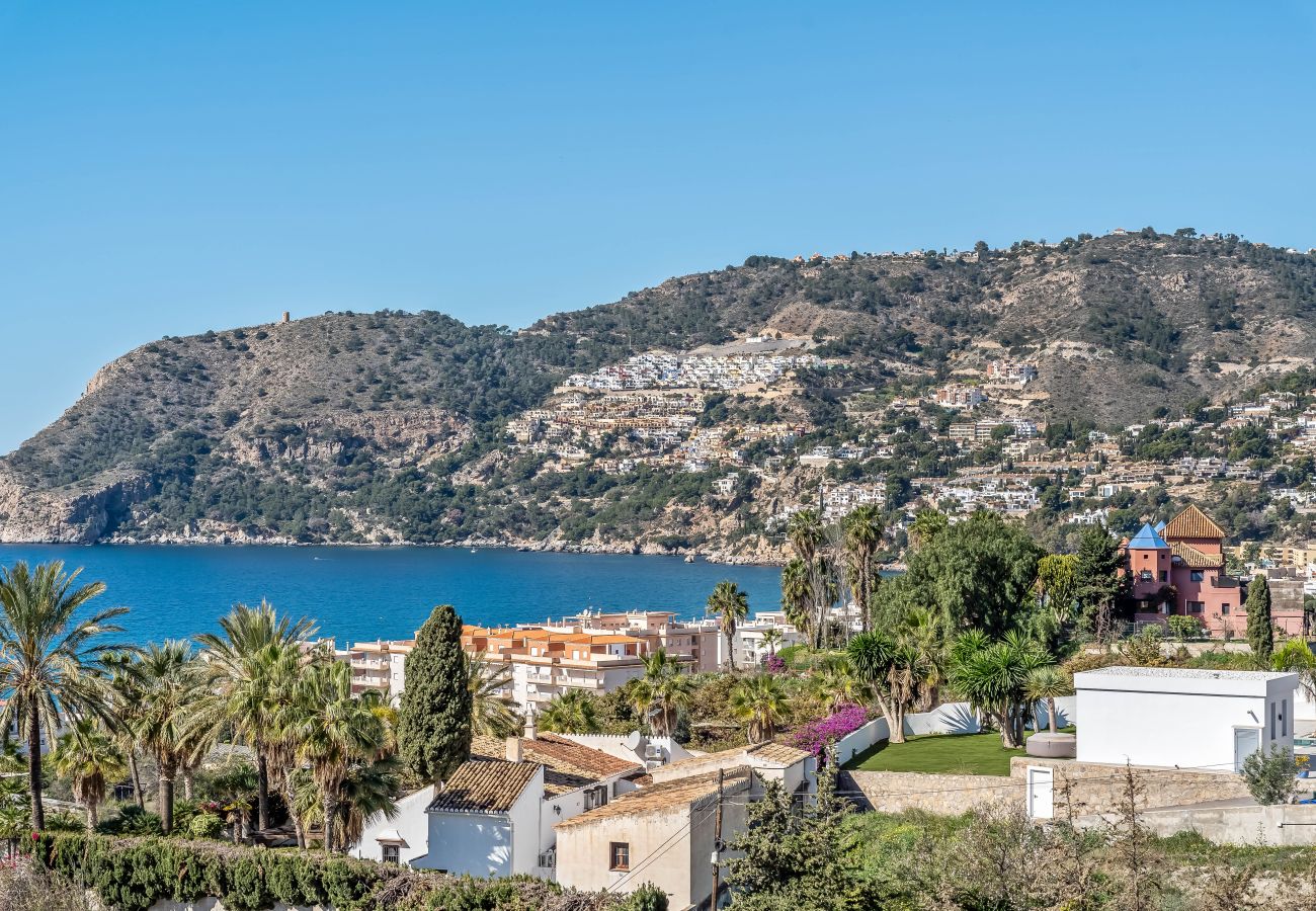 Apartamento en La Herradura - Gran terraza y vistas al mar, cerca de la playa