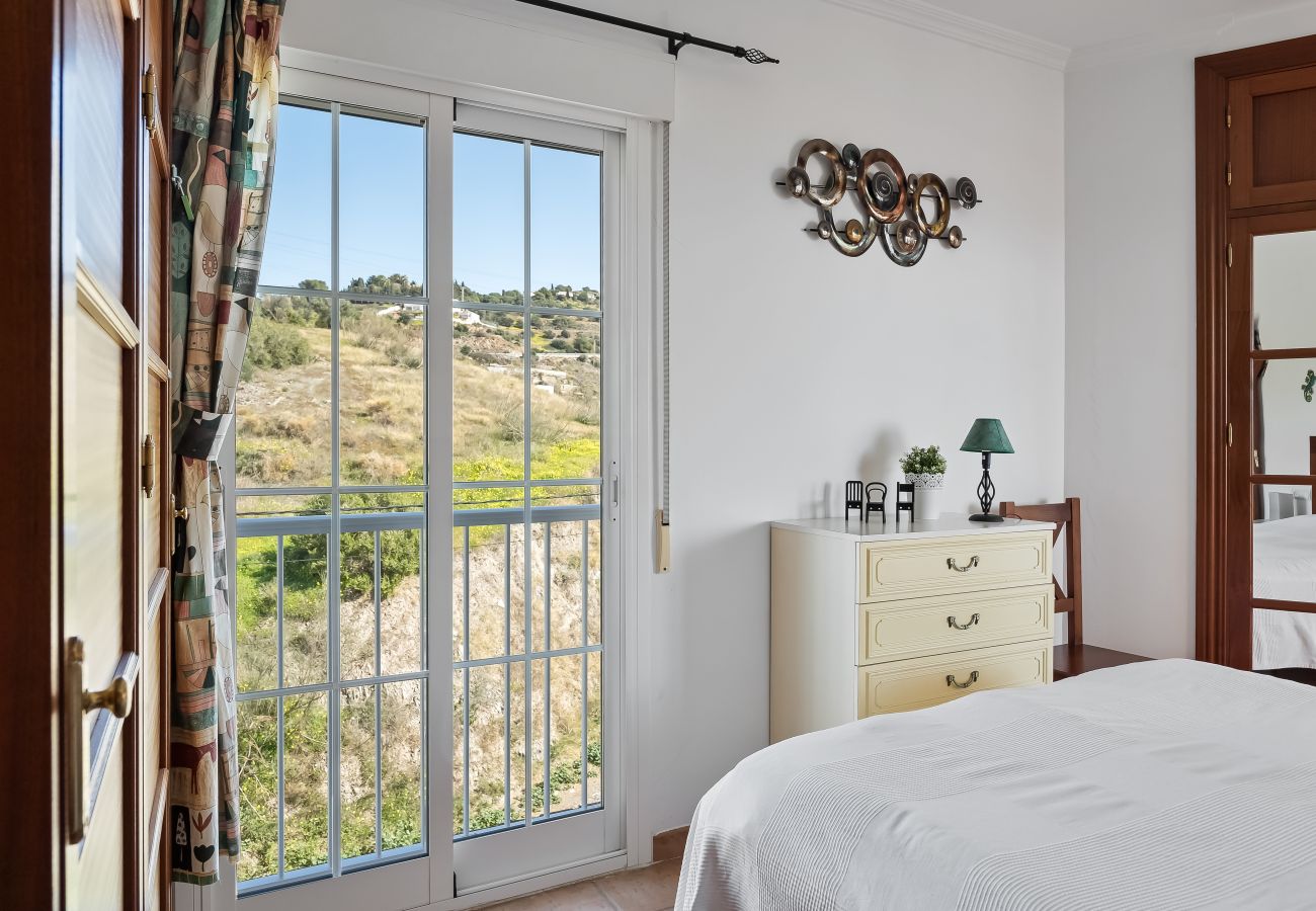 Apartamento en La Herradura - Gran terraza y vistas al mar, cerca de la playa