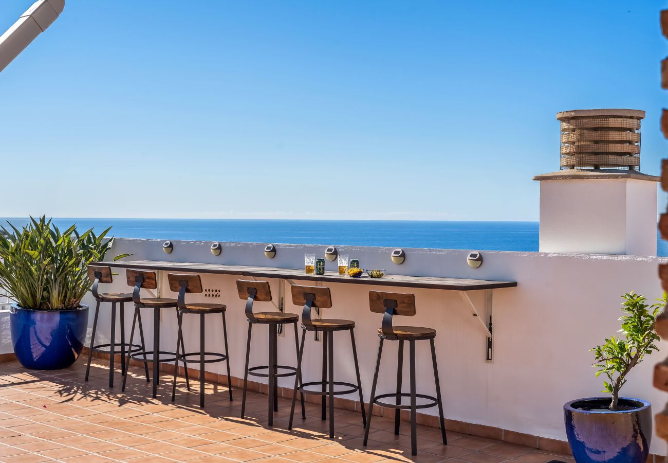 Apartamento en La Herradura - Gran terraza y vistas al mar, cerca de la playa