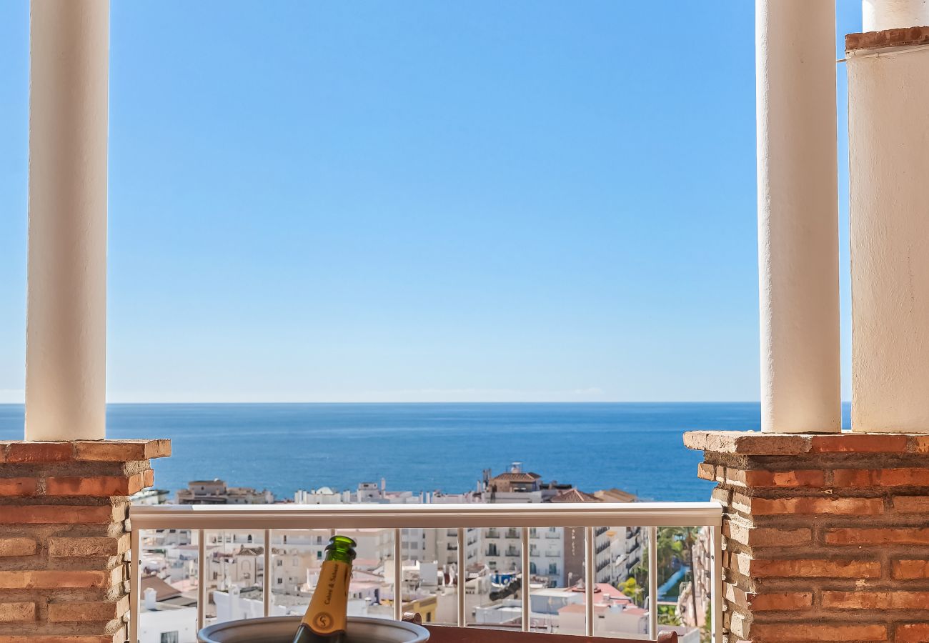 Apartamento en La Herradura - Gran terraza y vistas al mar, cerca de la playa