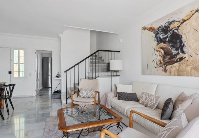 Casa adosada en Nerja - Casa elegante con gran jardín cerca de Burriana Casa adosada en Nerja - Casa elegante con gran jardín cerca de Burriana