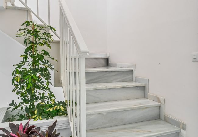 Casa adosada en Nerja - Casa elegante con gran jardín cerca de Burriana Casa adosada en Nerja - Casa elegante con gran jardín cerca de Burriana