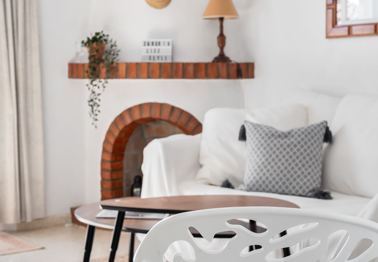 Apartamento en Nerja - Refugio natural con acceso a la mayor piscina de Nerja