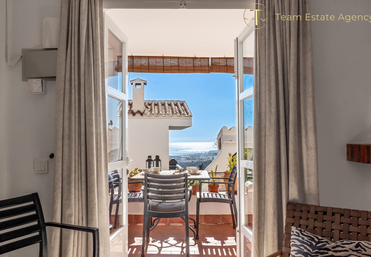 Apartamento en Nerja - Refugio natural con acceso a la mayor piscina de Nerja