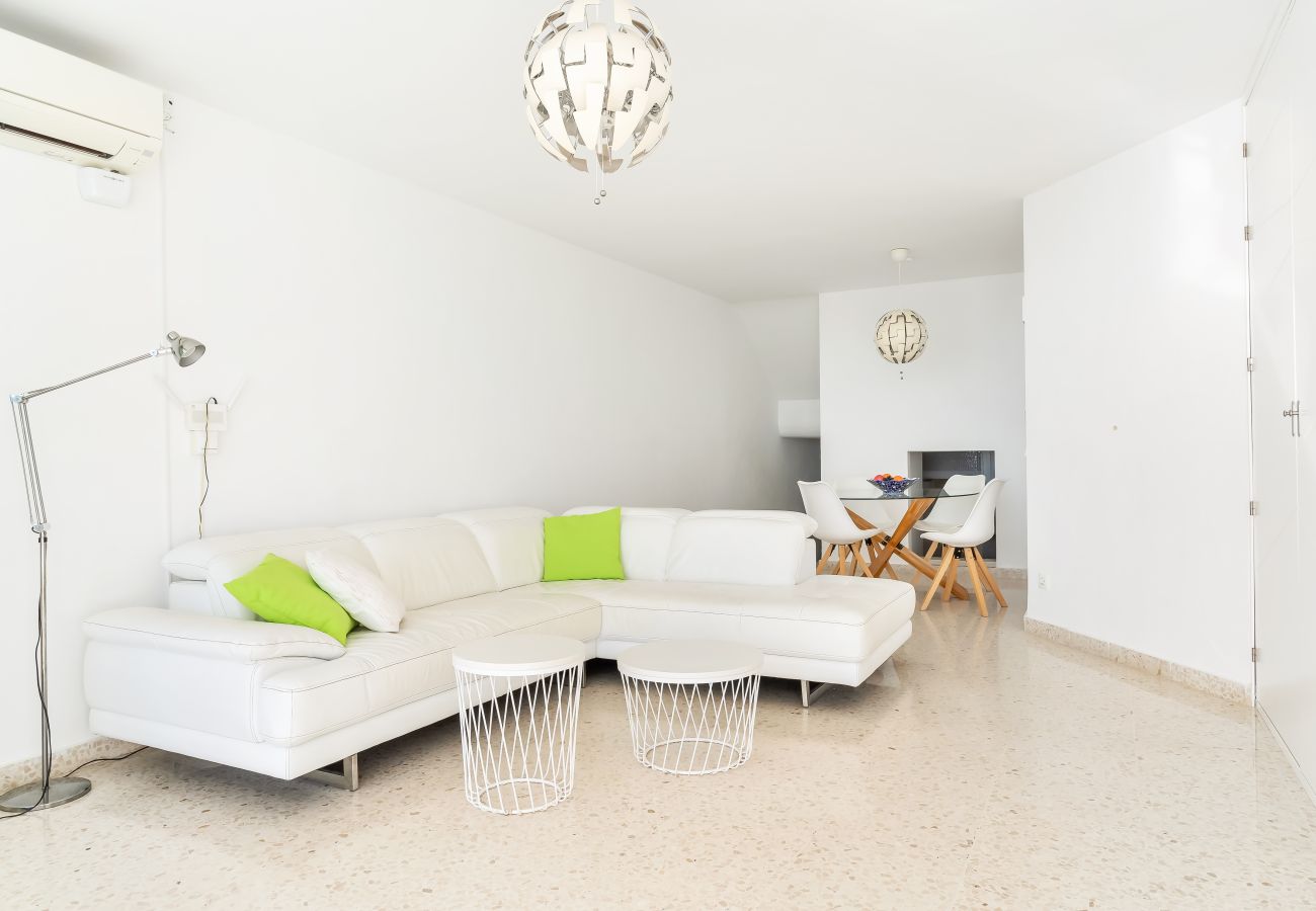 Apartamento en Nerja - Estancia frente al mar – Ubicación perfecta y céntrica en Nerja