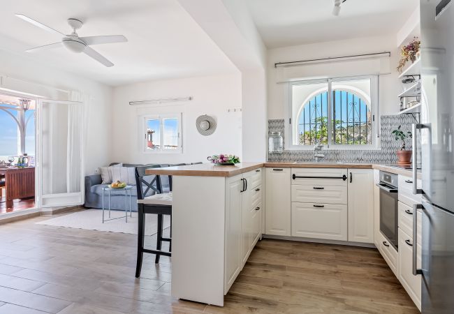 Apartamento en Almuñecar - Apartamento moderno – Gran terraza y vistas mágicas Apartamento en Almuñecar - Apartamento moderno – Gran terraza y vistas mágicas