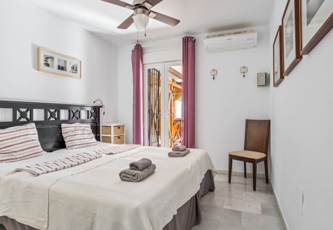 Casa adosada en Nerja - Playa Burriana – Casa adosada con 3 amplias terrazas y vistas al mar Casa adosada en Nerja - Playa Burriana – Casa adosada con 3 amplias terrazas y vistas al mar