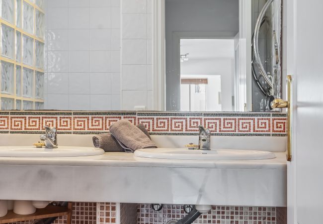 Casa adosada en Nerja - Playa Burriana – Casa adosada con 3 amplias terrazas y vistas al mar Casa adosada en Nerja - Playa Burriana – Casa adosada con 3 amplias terrazas y vistas al mar