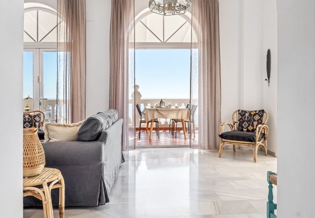 Casa adosada en Nerja - Adosado con piscina privada climatizada y vistas al mar Casa adosada en Nerja - Adosado con piscina privada climatizada y vistas al mar