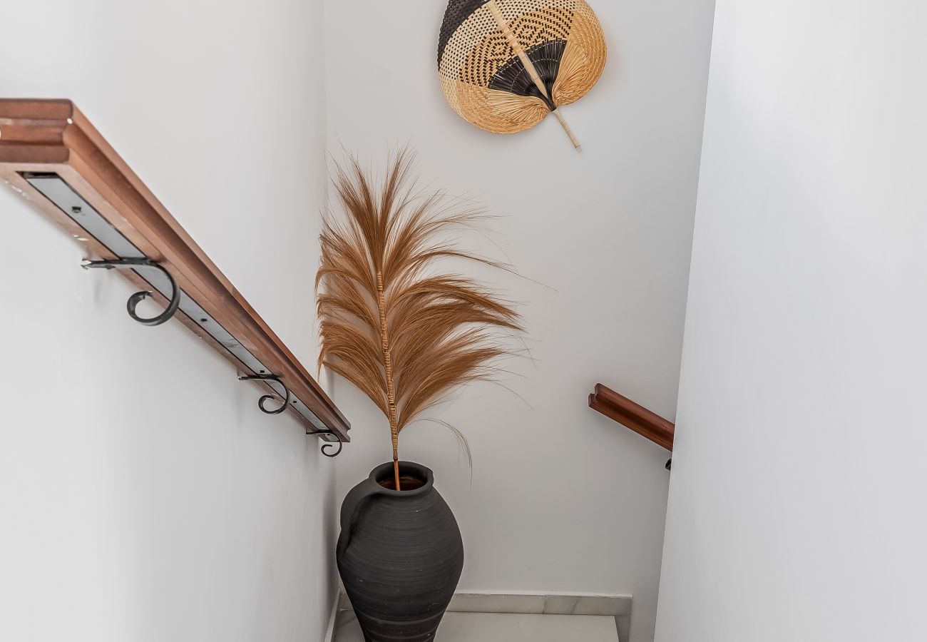 Casa adosada en Nerja - Lujo moderno – Casa adosada con piscina privada y vistas al mar