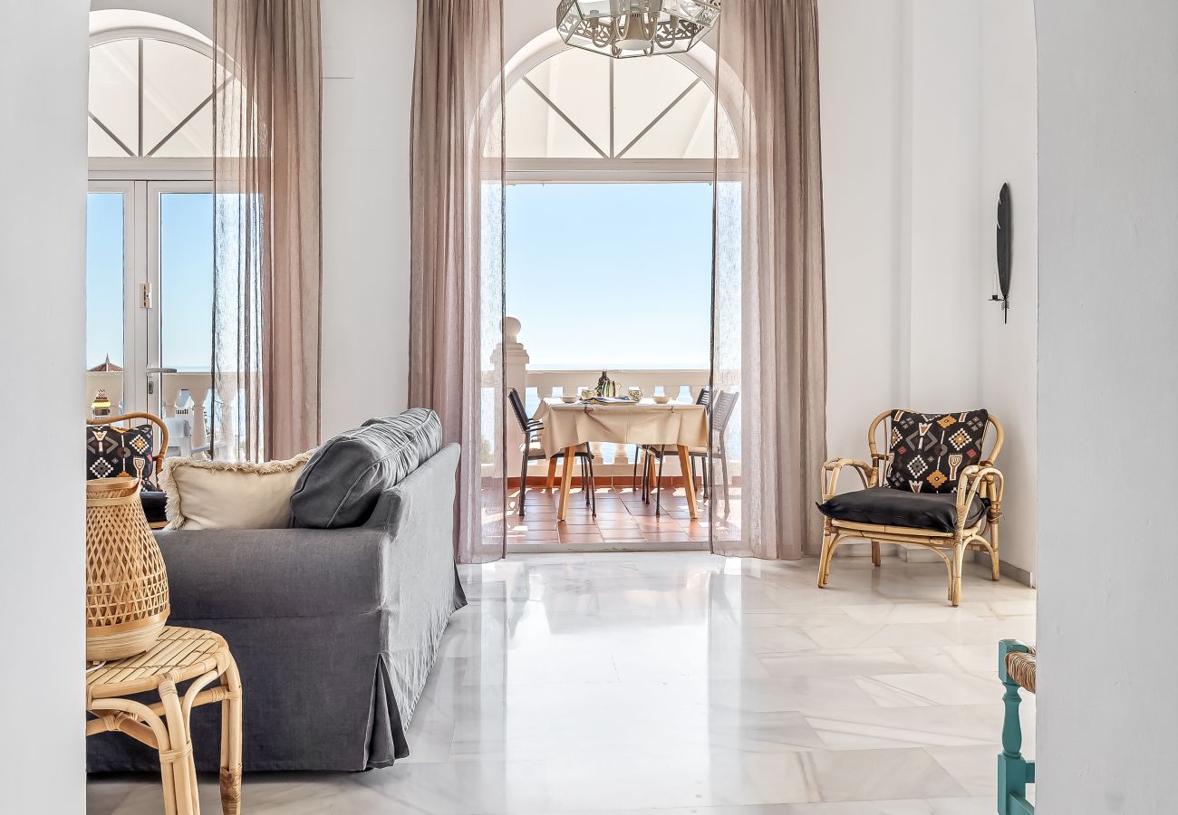 Casa adosada en Nerja - Lujo moderno – Casa adosada con piscina privada y vistas al mar