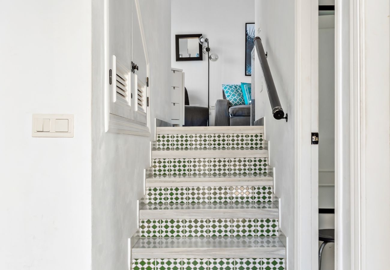 Apartamento en Nerja - Vistas al mar, tres terrazas – cerca de Burriana Beach