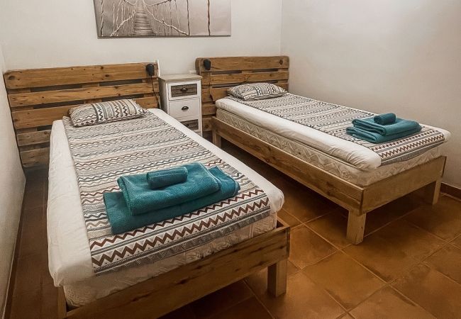 Terraced House in La Herradura - Large pool, jacuzzi, and that extra touch! Terraced House in La Herradura - Large pool, jacuzzi, and that extra touch!