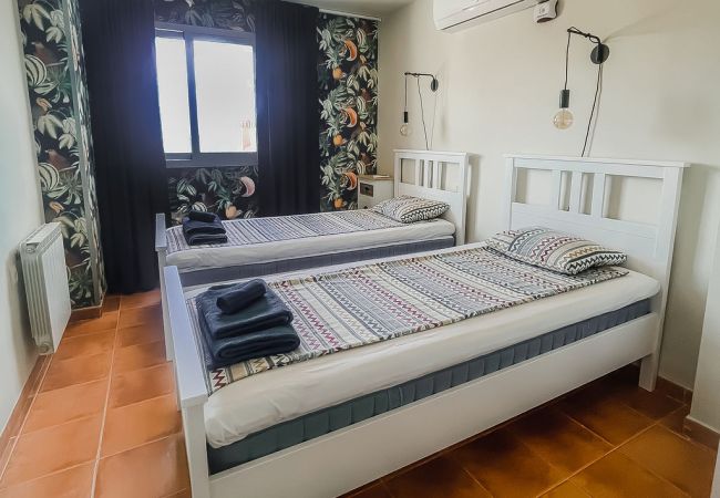 Terraced House in La Herradura - Large pool, jacuzzi, and that extra touch! Terraced House in La Herradura - Large pool, jacuzzi, and that extra touch!