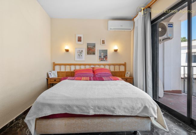 Apartment in Almuñecar - Charming Stay, Big Terrace, 2 Min to Beach & Sea View Apartment in Almuñecar - Charming Stay, Big Terrace, 2 Min to Beach & Sea View