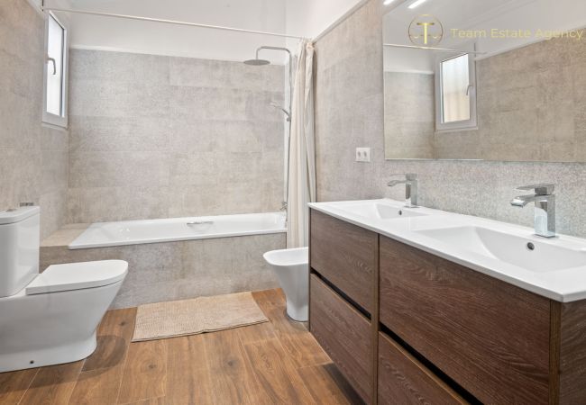 Villa in La Herradura - Luxury Villa with Sea View, Private Heated Pool (Optional) Villa in La Herradura - Luxury Villa with Sea View, Private Heated Pool (Optional)