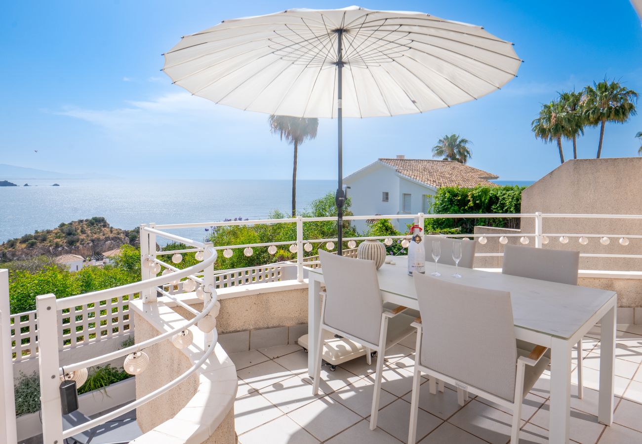 Townhouse in La Herradura - Beachfront, Pool, Townhouse with Sea View