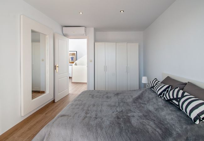 Terraced House in La Herradura - Townhouse, Sea View, Large Terrace, Pool & Paddle Courts Terraced House in La Herradura - Townhouse, Sea View, Large Terrace, Pool & Paddle Courts