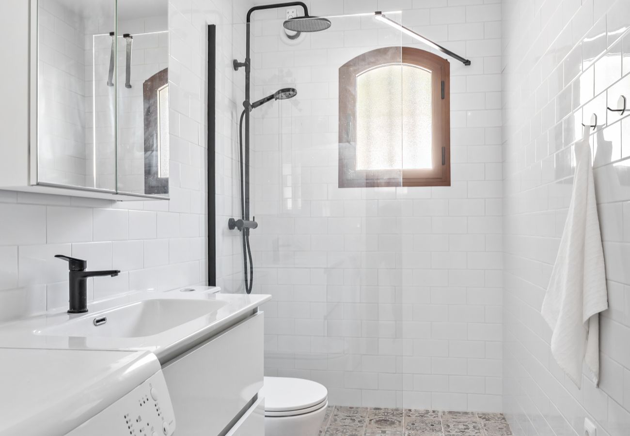 Terraced House in Nerja - Capistrano Home with Access to Nerjas Top Pool Area