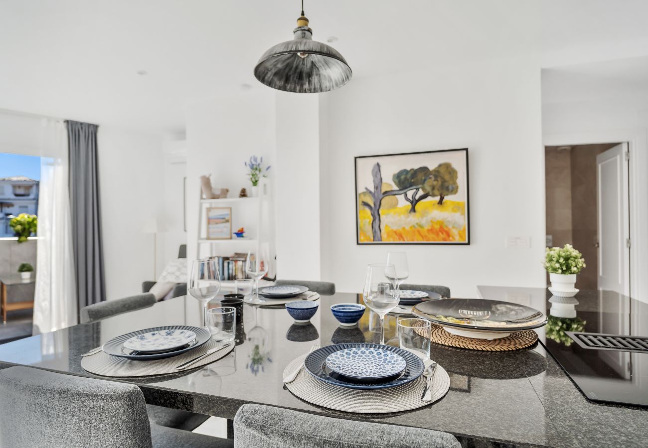 Apartment in Almuñecar - Luxury Penthouse with Rooftop Terrace – 2 Min to Beach