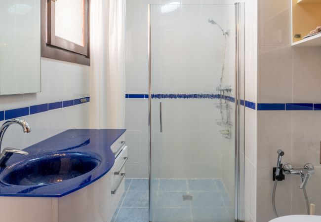 Terraced House in Almuñecar - Stunning View, 2 Terraces, Close to Beach & Restaurants Terraced House in Almuñecar - Stunning View, 2 Terraces, Close to Beach & Restaurants