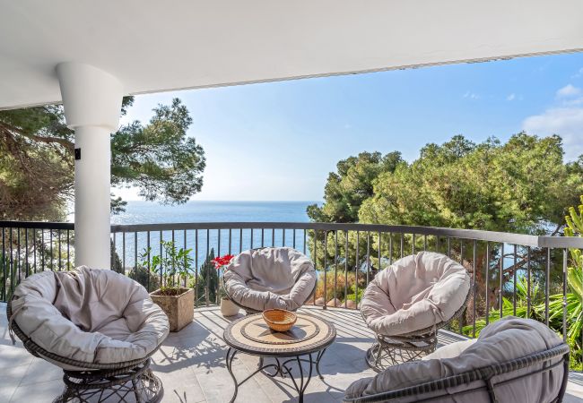 Villa in La Herradura - Villa, Private Pool, 5-Minute Walk to the Beach Villa in La Herradura - Villa, Private Pool, 5-Minute Walk to the Beach